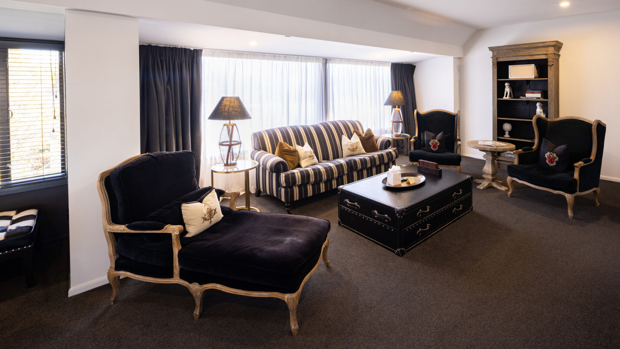 Christchurch Luxury Penthouse Apartment - Hotel Montreal - Penthouse Apartments With Hotel Services